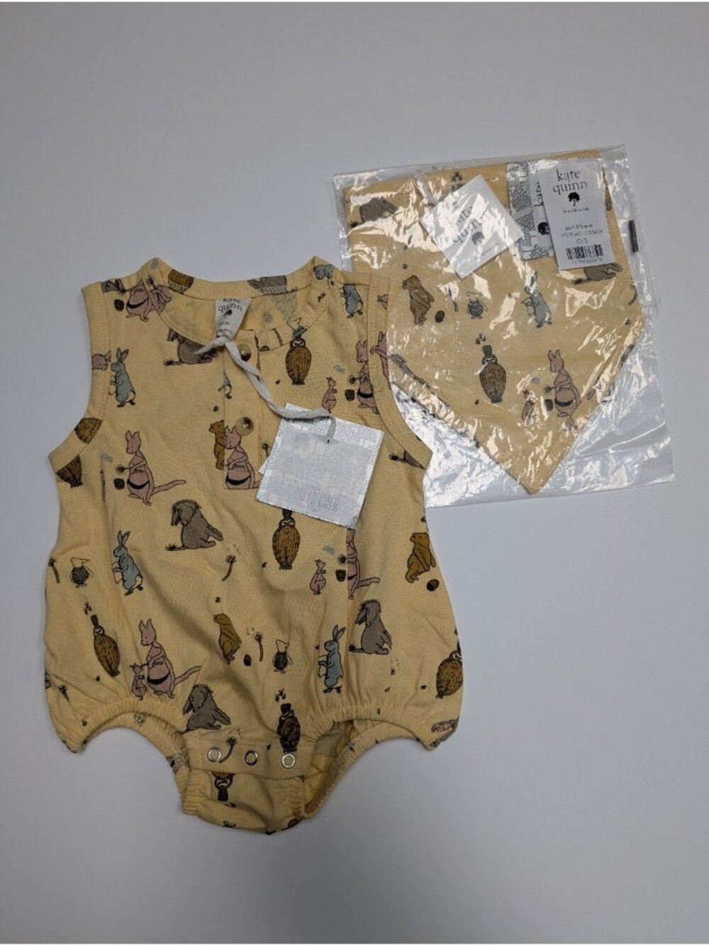Kate Quinn Organic Cotton Pooh & Friends Winnie the Pooh Bubble Bib Bundle 3-6